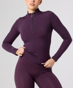 Cherry Pop Twist Performance Leggings